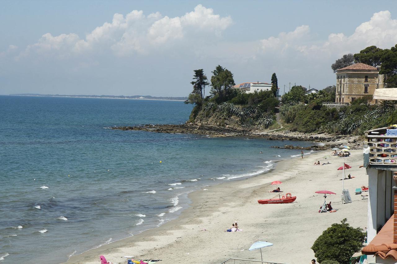 Hotel Residence La Darsena Agropoli Εξωτερικό φωτογραφία